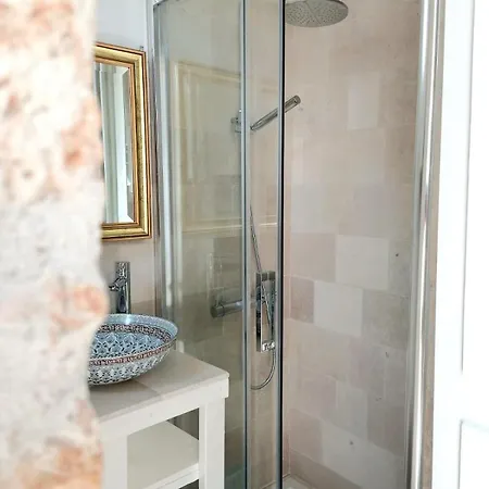 Comarella * Остуни